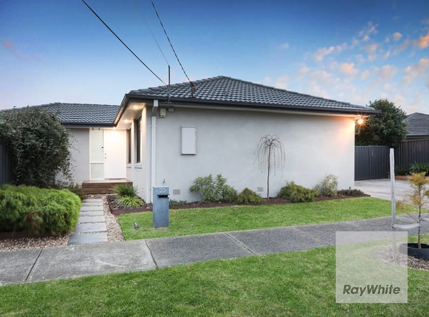 20 Barrington Crescent, Gladstone Park, Vic 3043