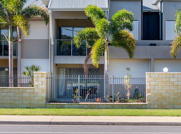 6/1 Beaches Village Circuit, Agnes Water, Qld 4677