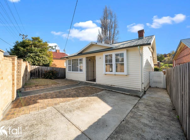 28 Risdon Road, New Town, Tas 7008