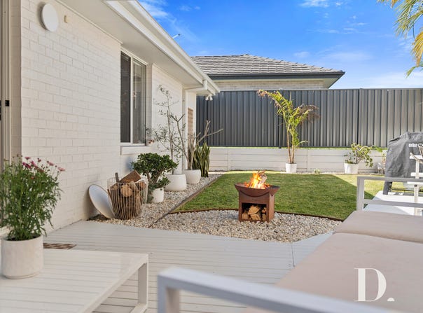 37 Sullivans Road, Moonee Beach, NSW 2450