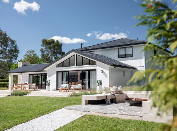 11 Highland Drive, Bowral, NSW 2576
