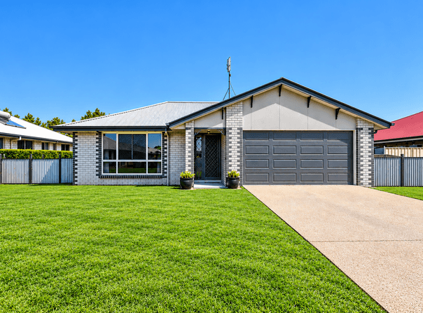 12 Cole Street, Chinchilla, Qld 4413