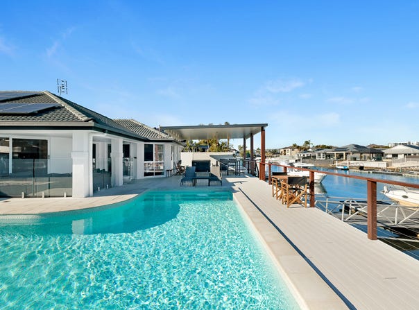 100 Sundance Way, Runaway Bay, Qld 4216