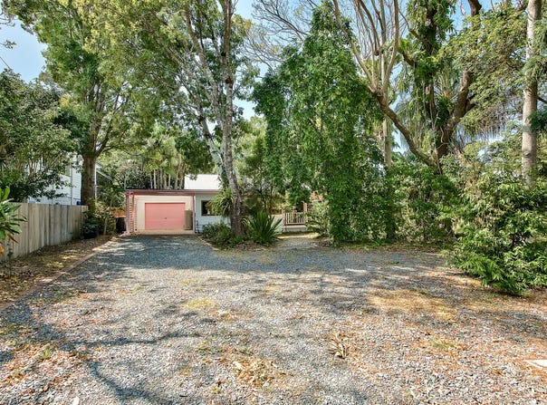 62 Wondall Road, Manly West, Qld 4179