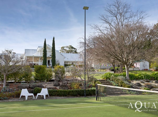 286 Canadian Bay Road, Mount Eliza, Vic 3930