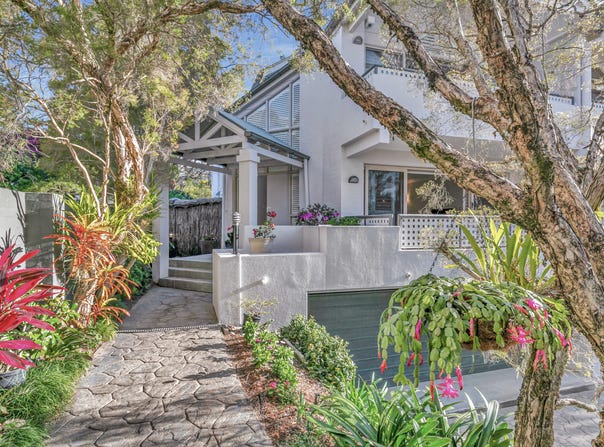 1/45 Sandford Street, St Lucia, Qld 4067