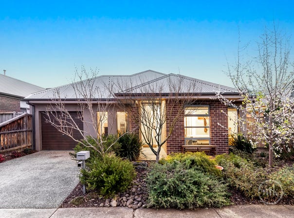16 Bower Way, Doreen, Vic 3754