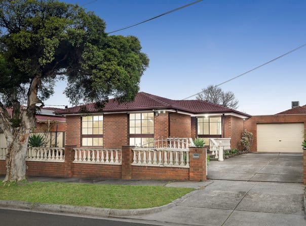 4 Thurbro Drive, Keysborough, Vic 3173