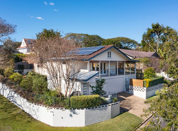 4 Stella Street, Holland Park, Qld 4121