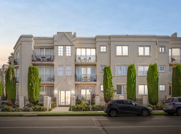 32/56 Beach Road, Hampton, Vic 3188