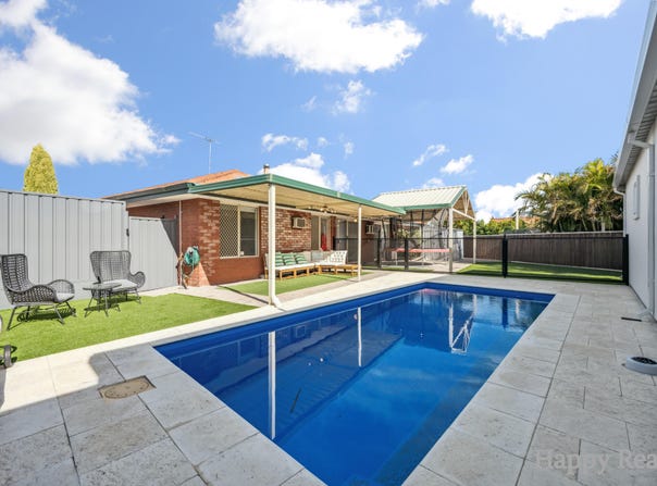 30 Ambergate Close, Canning Vale, WA 6155