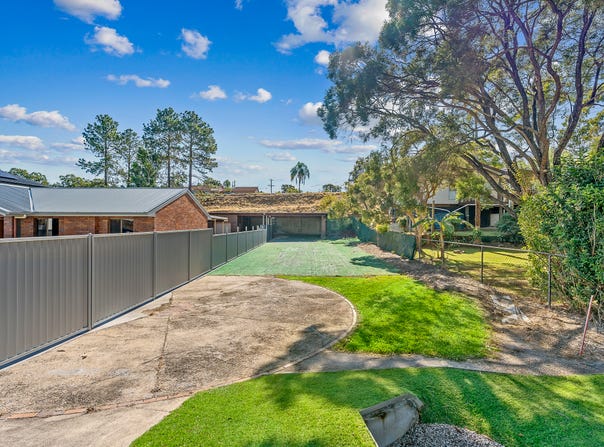 4 Timms Road, Everton Hills, Qld 4053