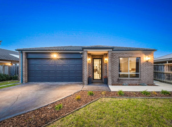 11 Wild Scotchman Way, Cranbourne East, Vic 3977
