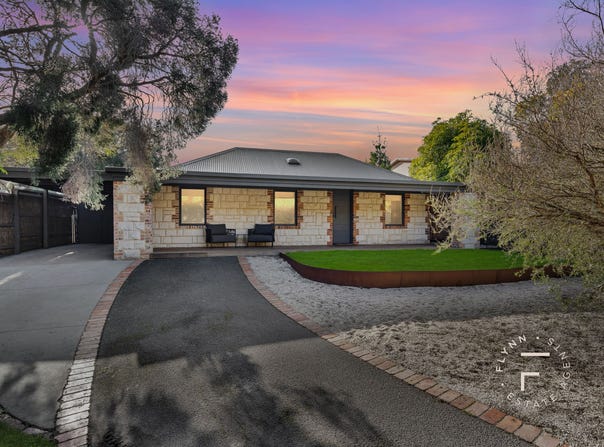 8 Harleian Street, Blairgowrie, Vic 3942