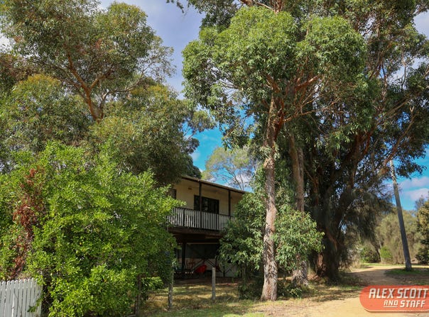1 Hughes Street, Corinella, Vic 3984