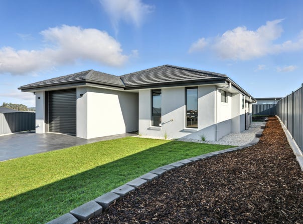 28 Deavan Drive, Shorewell Park, Tas 7320