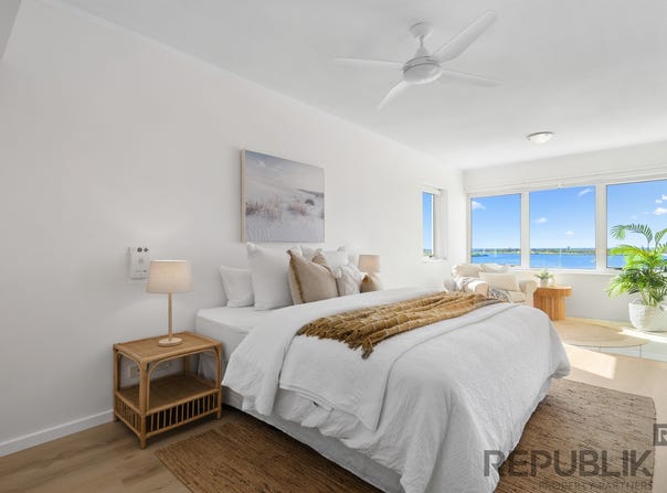 30/326 Marine Parade, Labrador, Qld 4215