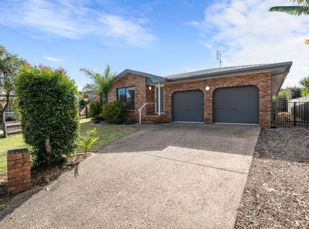 4 Radiata Court, Darling Heights, Qld 4350