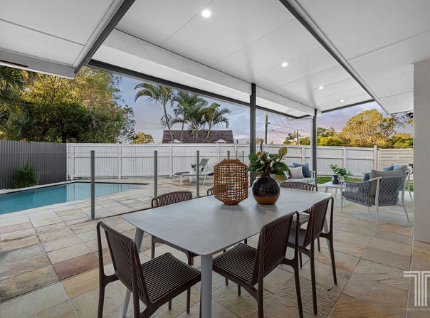 26 Algona Street, Holland Park West, Qld 4121