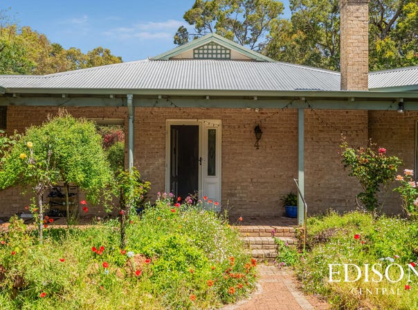 4 Mcglew Road, Glen Forrest, WA 6071