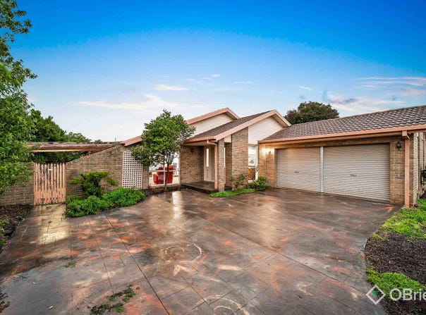 73 Waverley Park Drive, Cranbourne North, Vic 3977