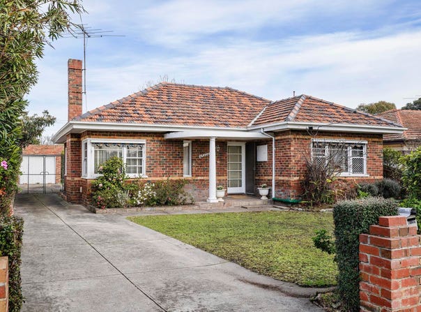11 Boldrewood Parade, Reservoir, Vic 3073
