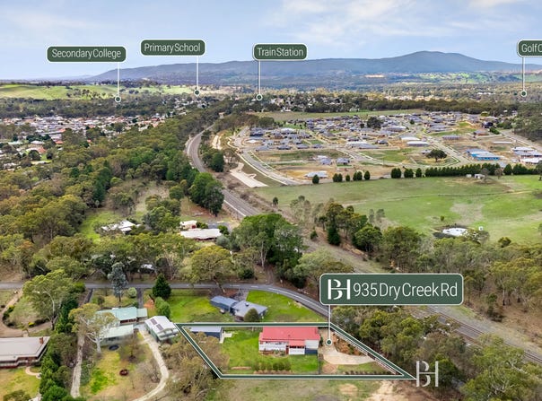 935 Dry Creek Road, Broadford, Vic 3658