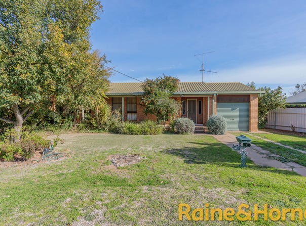 166 Dandaloo Street, Narromine, NSW 2821
