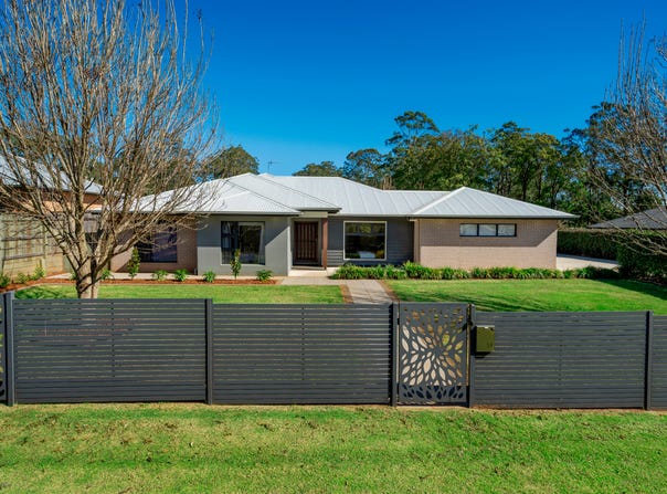 59 Reis Road East, Highfields, Qld 4352