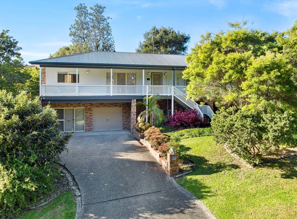 10 Currell Close, Malua Bay, NSW 2536