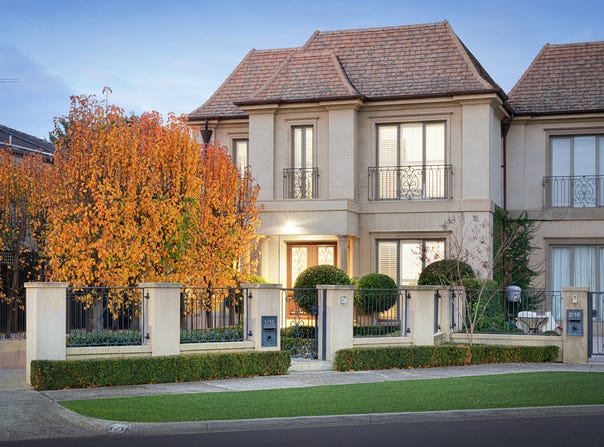 1/16 Summerhill Road, Brighton East, Vic 3187