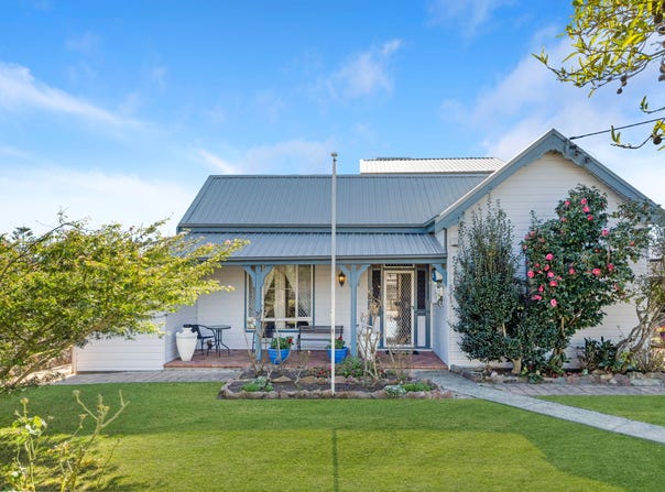 11 Third Street, Booragul, NSW 2284