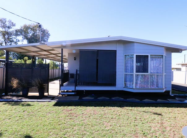 21 Alex Parade, Roma, Qld 4455