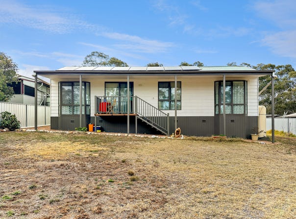12 Broadway, Dunolly, Vic 3472