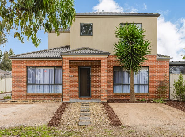 1/25 Lomandra Bowl, Harkness, Vic 3337