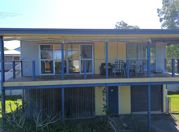 17 Cycas St, Russell Island, Qld 4184