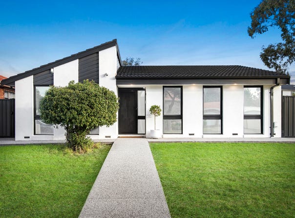 11 Wyperfeld Avenue, Taylors Lakes, Vic 3038