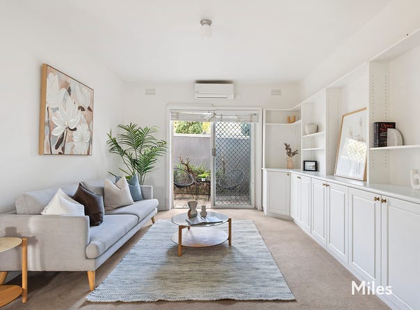 2/241 Waterdale Road, Ivanhoe, Vic 3079