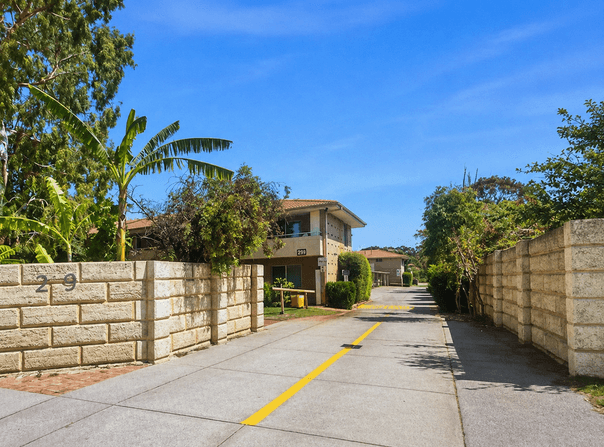 46/299-301 HARBOURNE STREET, Glendalough, WA 6016