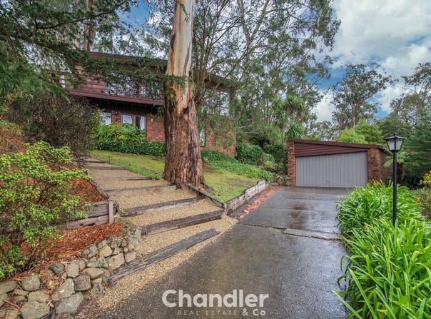 15 Kemp Street, Upwey, Vic 3158