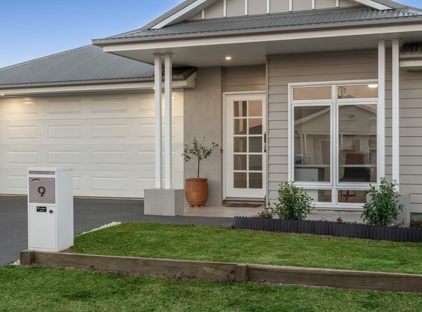 9 Krumins Avenue, Highfields, Qld 4352