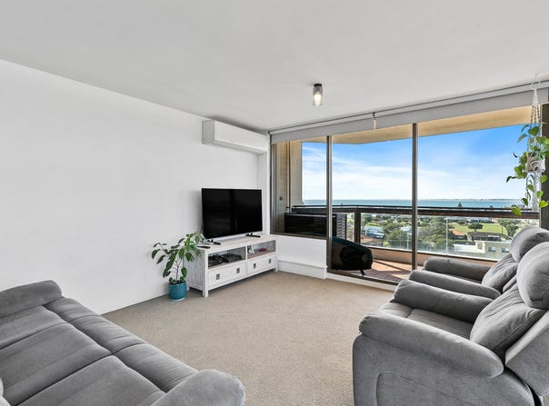 14/6A Valley Road, Halls Head, WA 6210