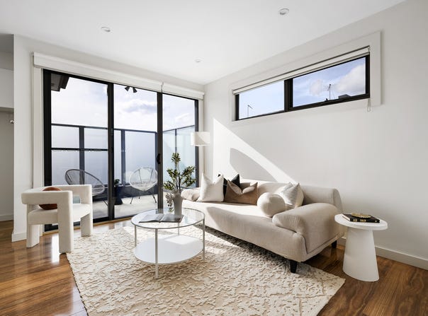 4/16 Browns Road, Bentleigh East, Vic 3165