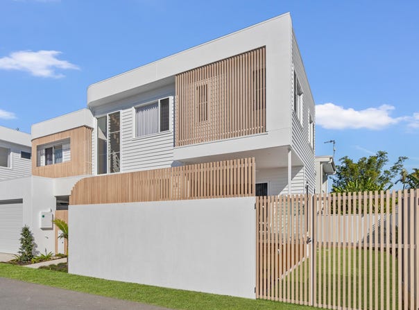 4 Philippine Lane, Palm Beach, Qld 4221