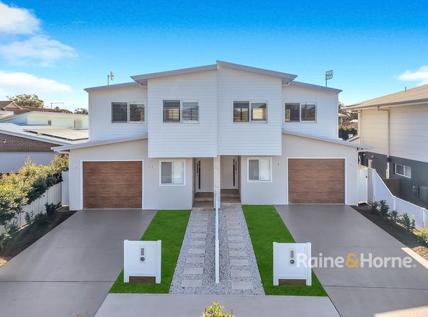 15A & 15B Osborne Avenue, Umina Beach, NSW 2257