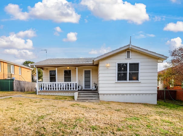 4 Woodward Street, Goulburn, NSW 2580