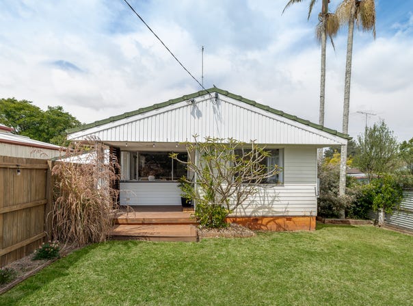 80 Crown Street, Rangeville, Qld 4350