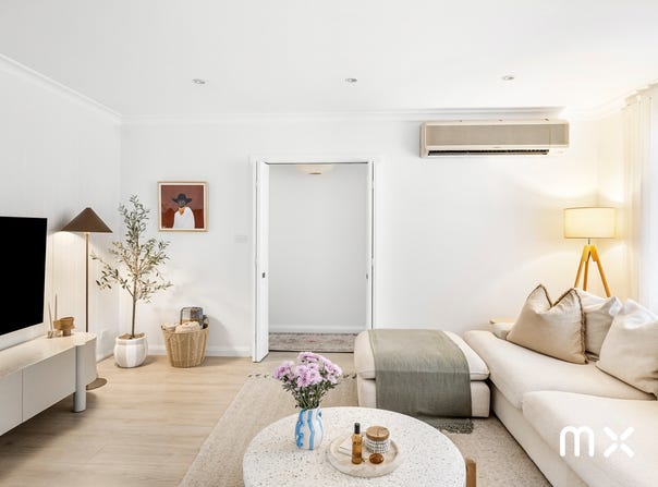 2/9a Figtree Crescent, Figtree, NSW 2525