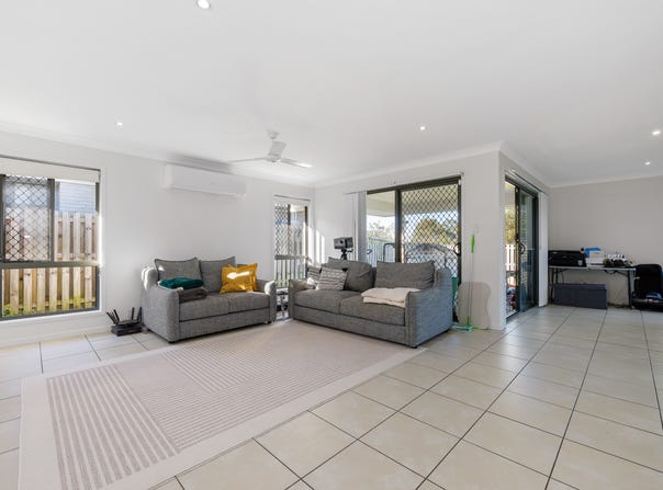 89 Dixon Drive, Pimpama, Qld 4209