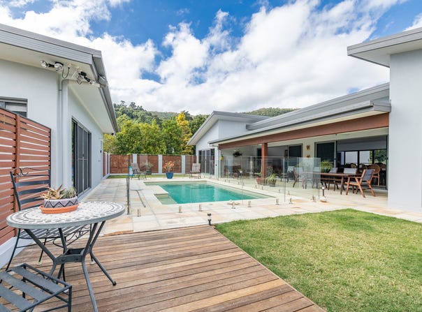 74 Honeyeater Crescent, Cannon Valley, Qld 4800